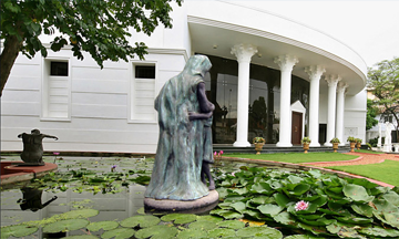 Alleppey houseboat packages for family